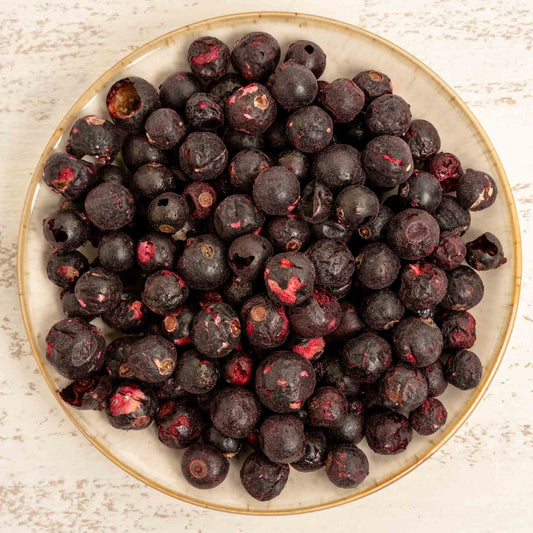 Johannisbeere schwarz (ganze Beere), gefriergetrocknet – Papageienfutter-Zusatzfuttermittel