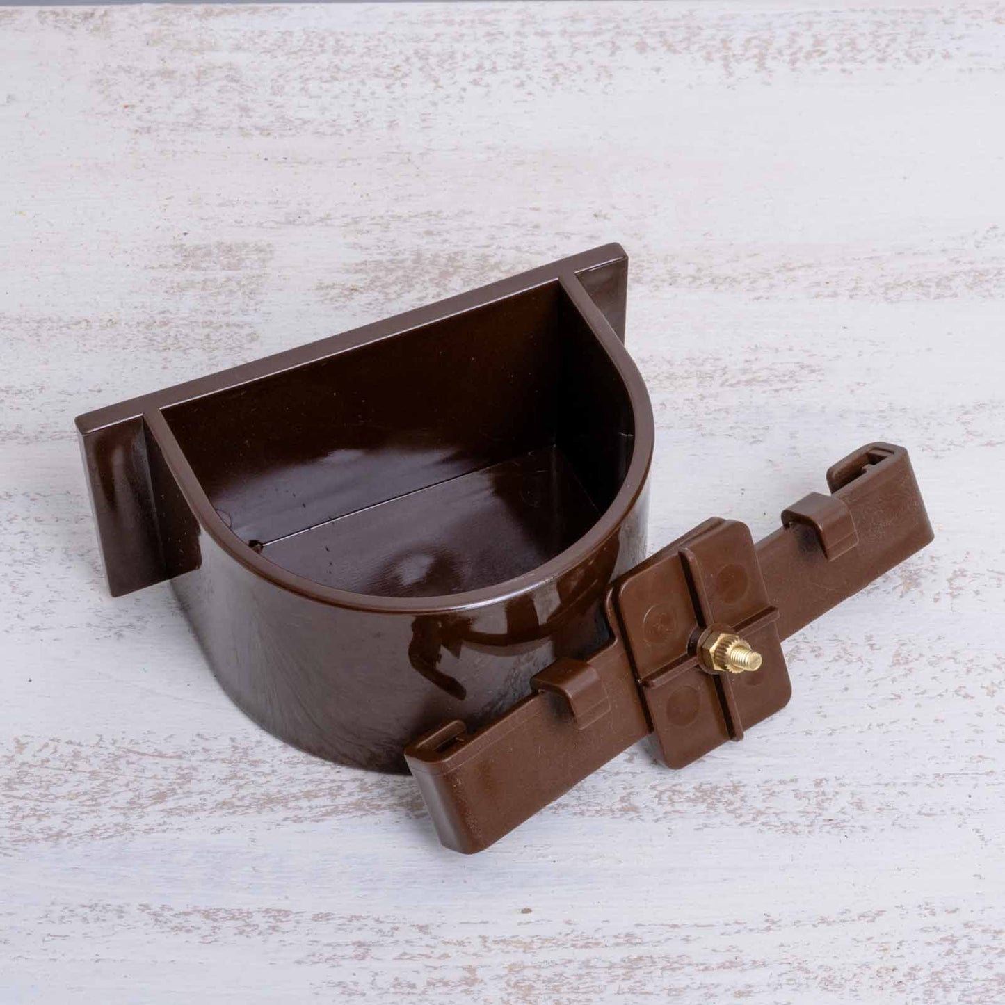 Futter- / Wassernapf mit Spezialhalterung (braun)