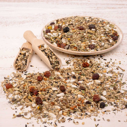 Kräuterapotheke Agaporniden – hochwertiges Futter für Agaporniden mit Kräutern & Beeren