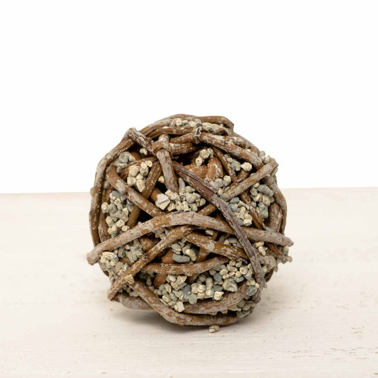 Weidenkugel klein mit Vogelgrit