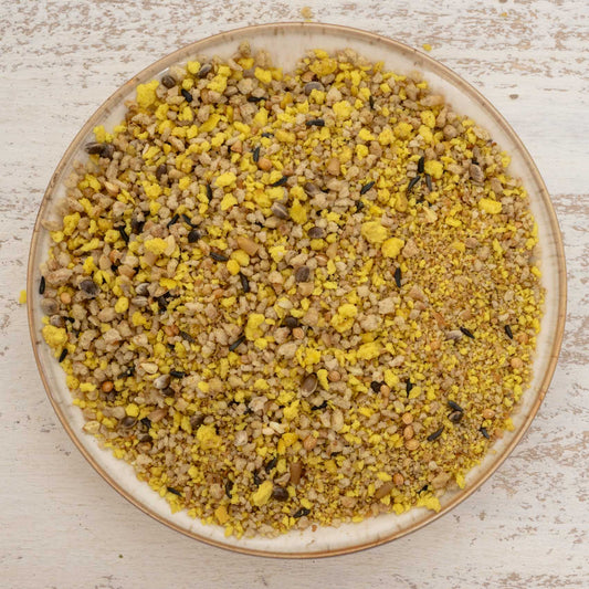 Orlux Eifutter – Ergänzungsfutter für körnerfressende Vögel