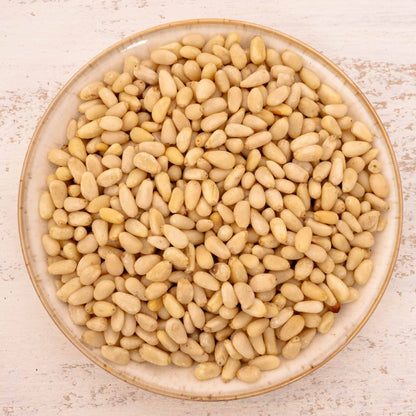 Pinienkerne China 100 g – Papageienfutter