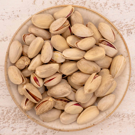 Pistazien natur mit Schale – Papageienfutter