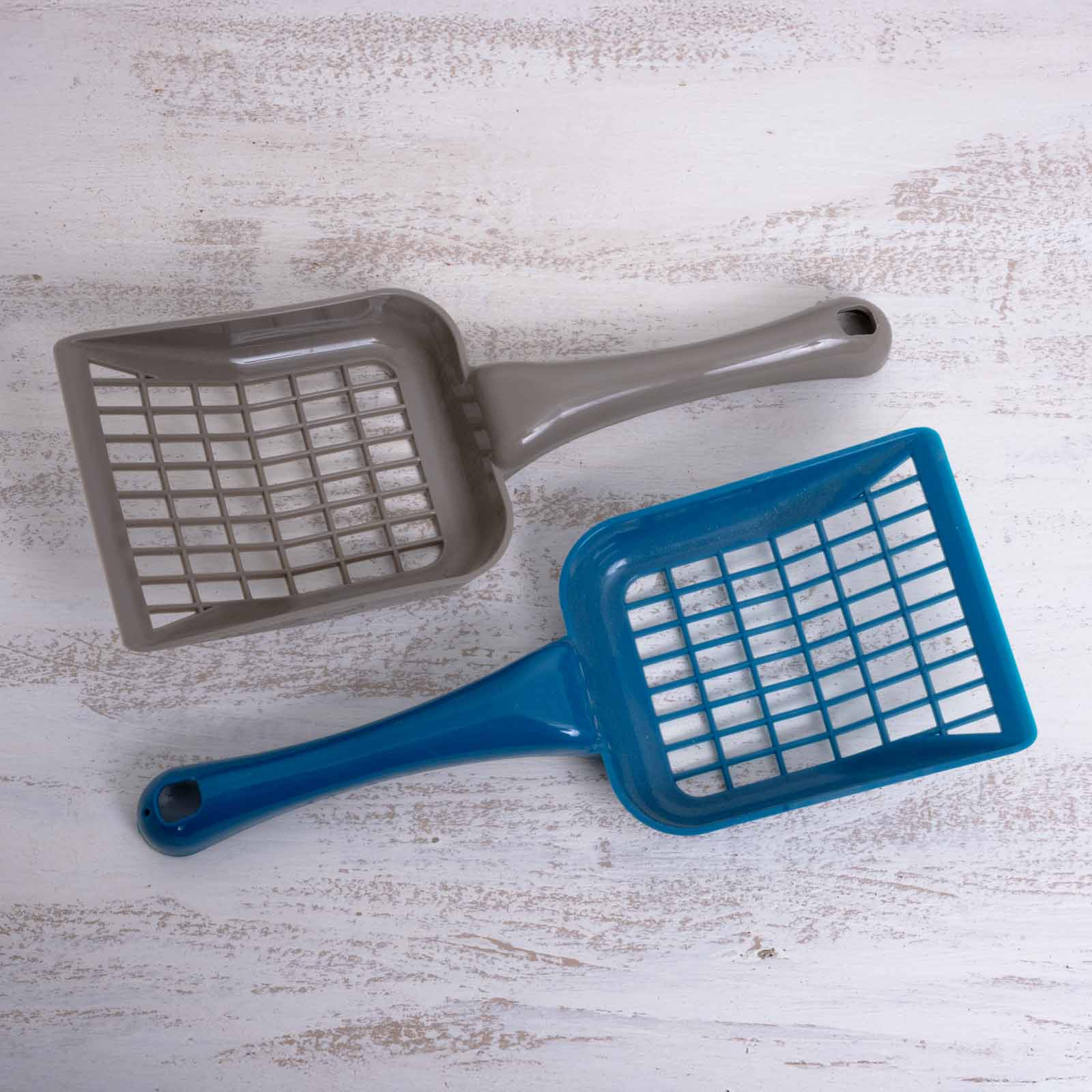 Kotschaufel grob aus Kunststoff – zur Reinigung der Einstreu