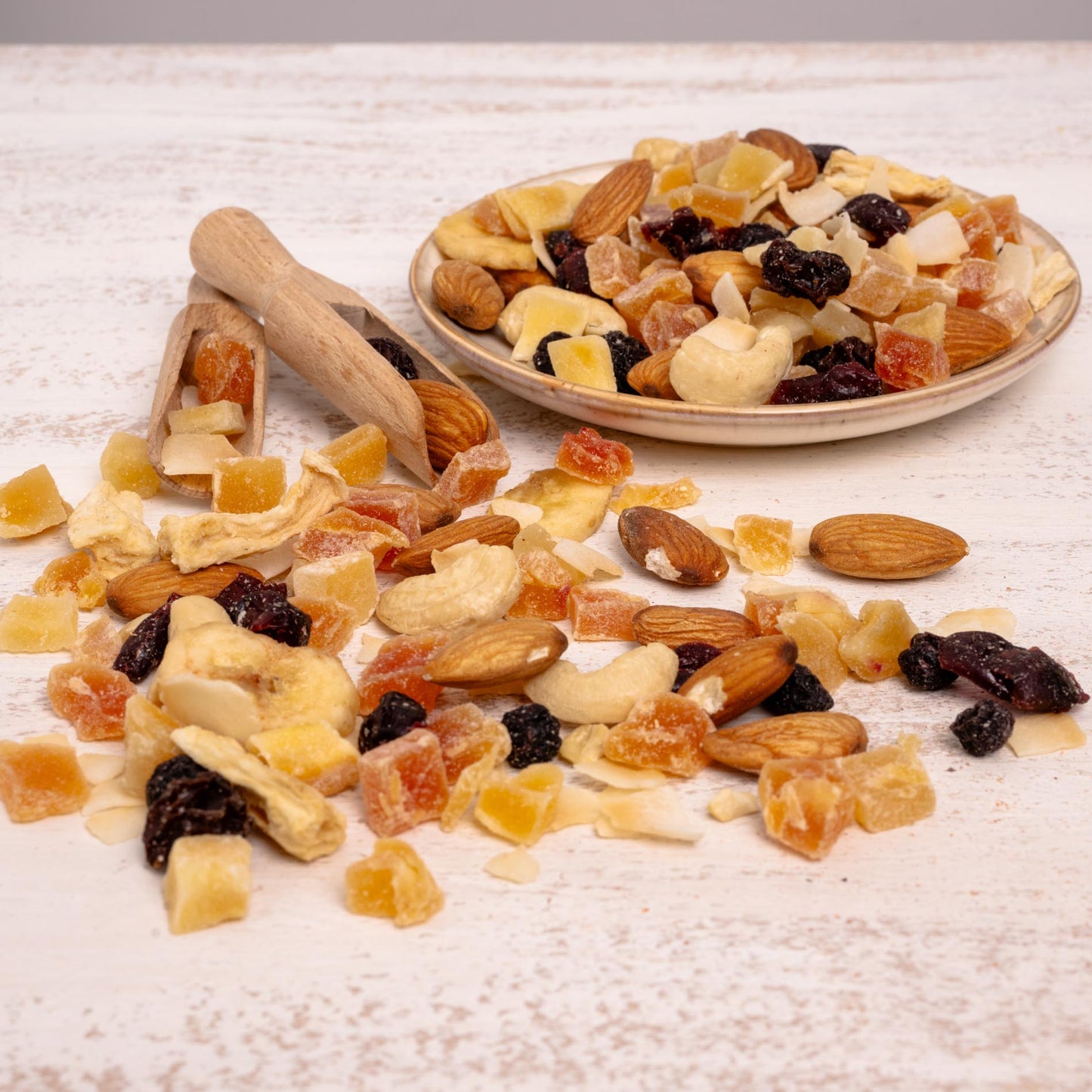 Tropical Frucht Nuss Mix – Papageienfutter-Zusatzfuttermittel